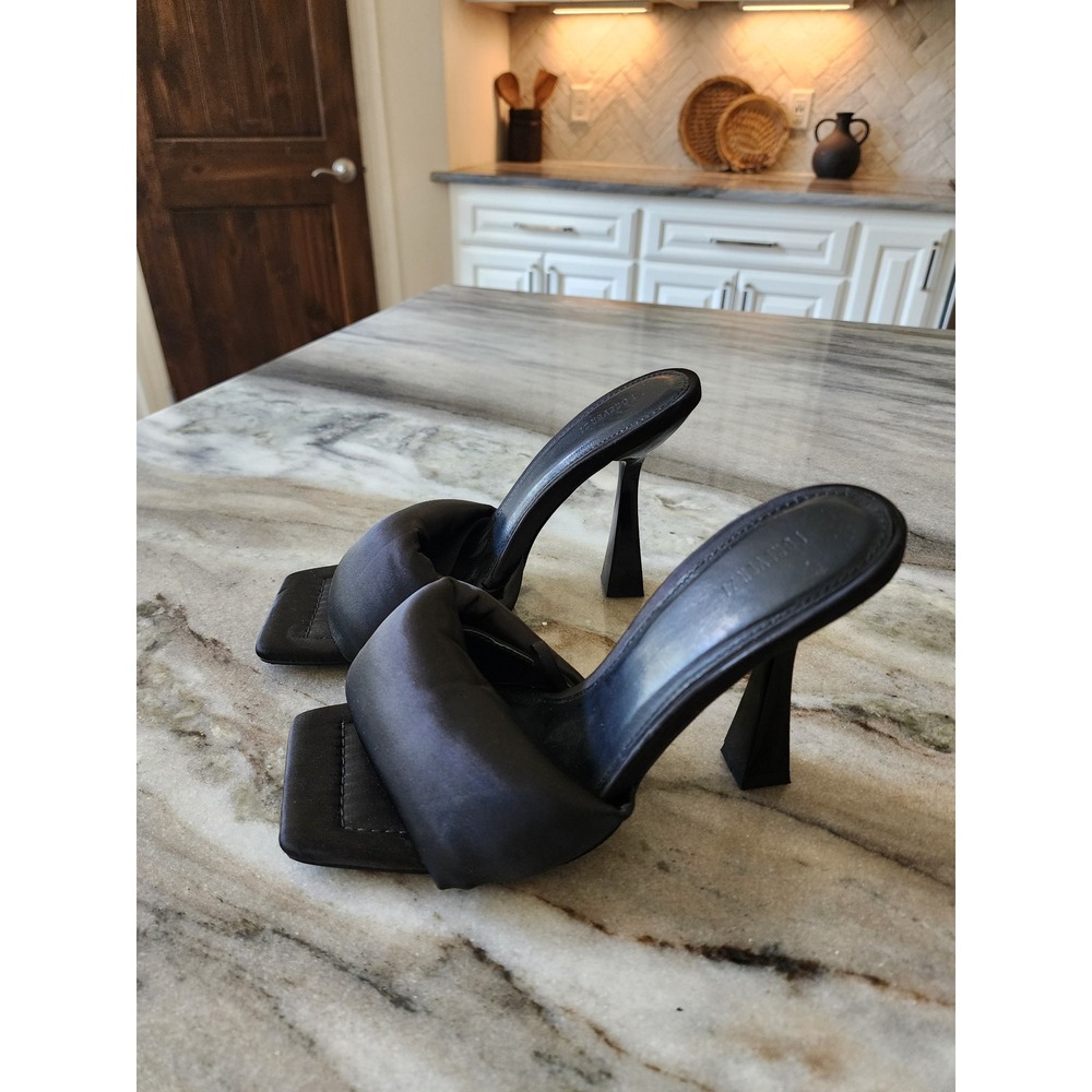 Forever 21 Black Satin Puffy Square Toe Flared Heel Mules Size 7.5